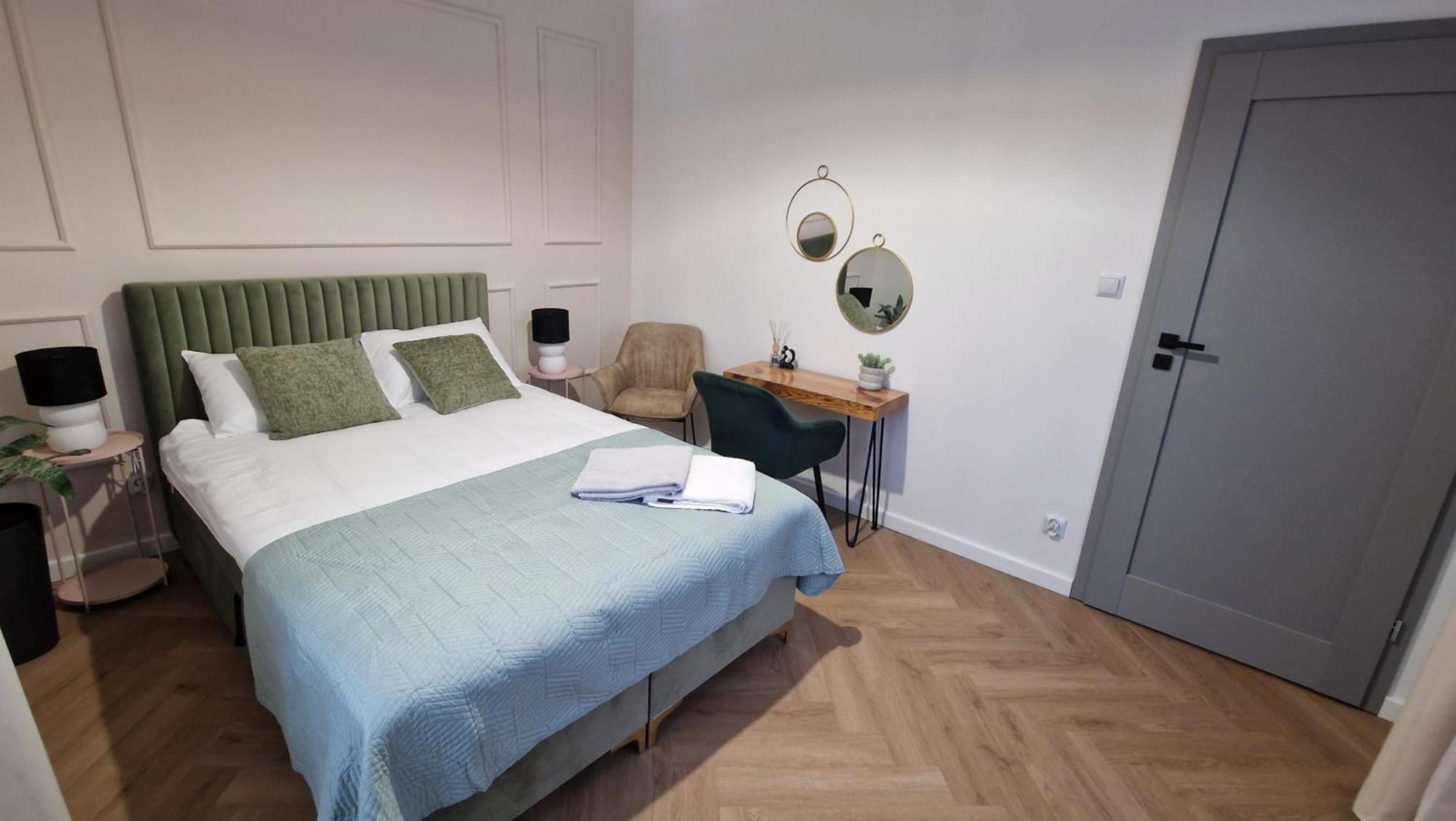 Brama Lwowska Apartamenty - Wiecej Na Www,Bramalwowska,Pl Zamość Buitenkant foto
