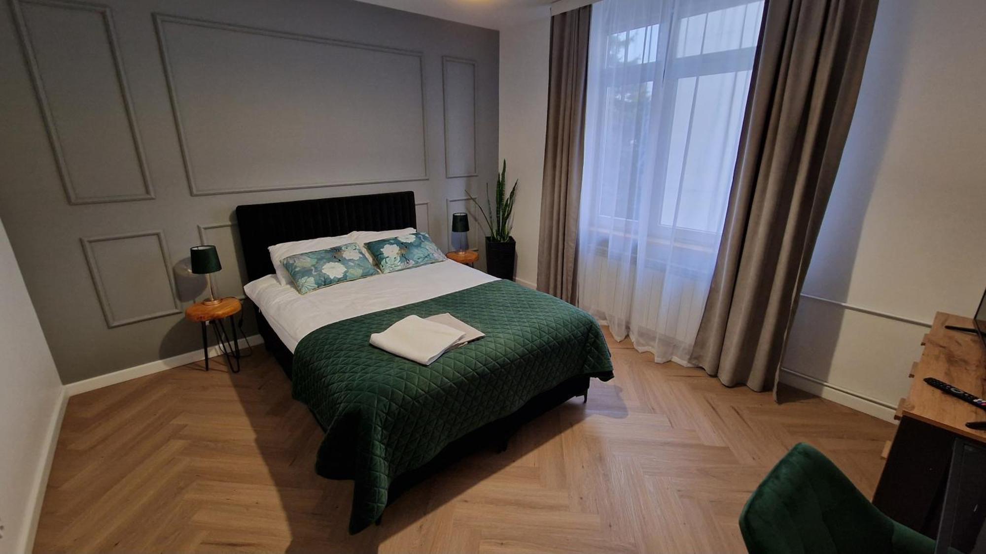 Brama Lwowska Apartamenty - Wiecej Na Www,Bramalwowska,Pl Zamość Buitenkant foto