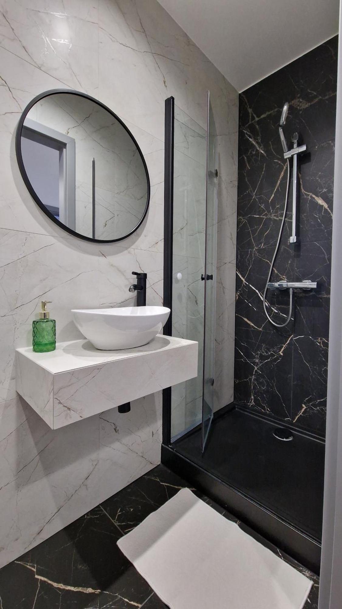 Brama Lwowska Apartamenty - Wiecej Na Www,Bramalwowska,Pl Zamość Buitenkant foto